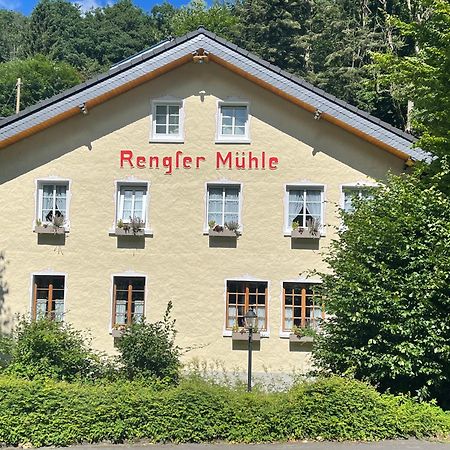 Hotel Restaurant Rengser Muehle Bergneustadt Exterior foto